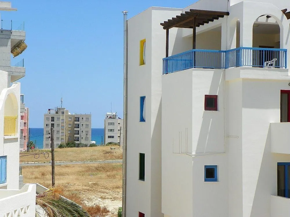 Appart hôtel Sea N Lake View Hotel Apartments Larnaca